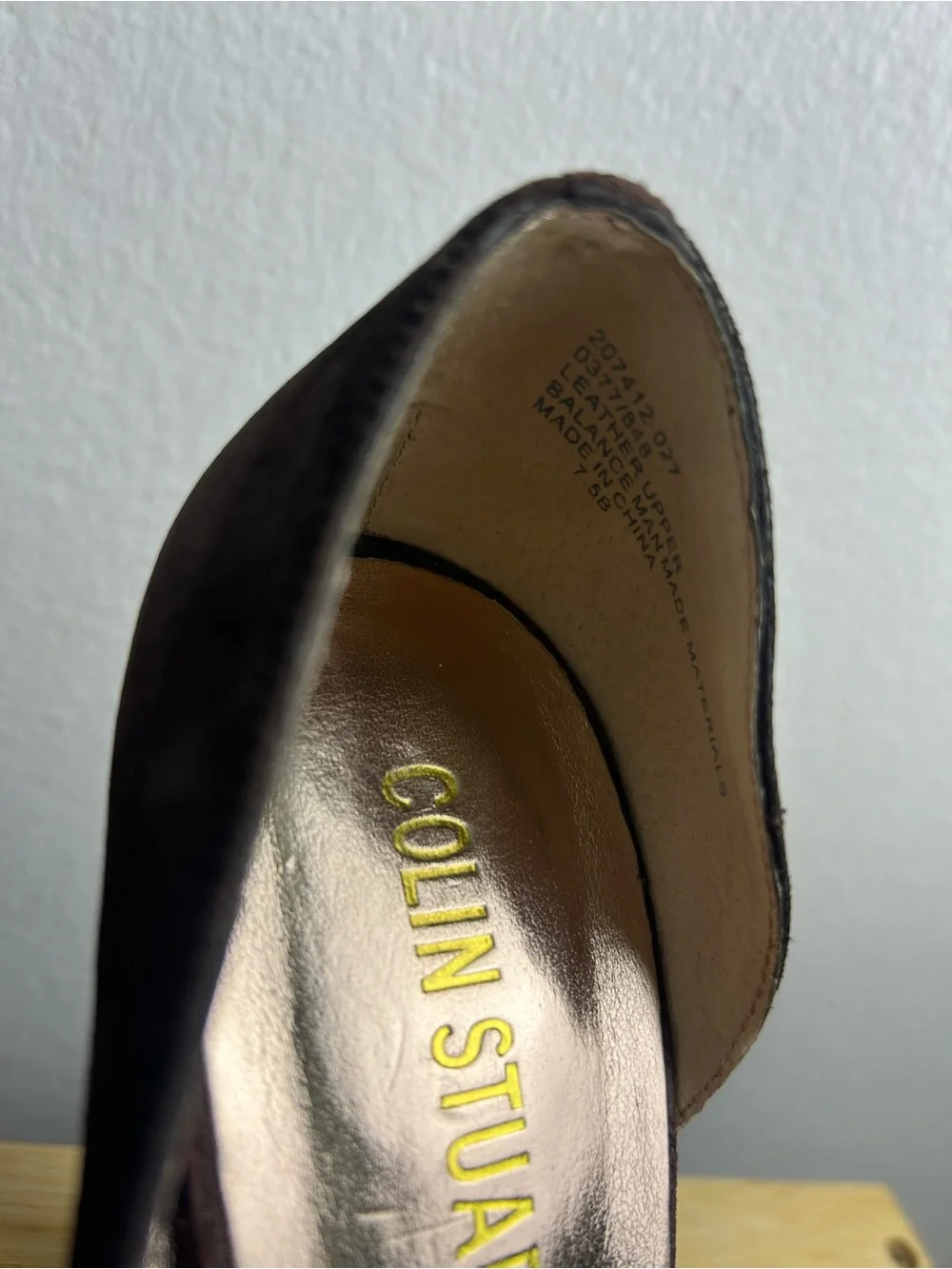 Colin Stuart Women’s Size 7.5B Brown Suede Pointed-Toe Pumps